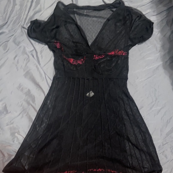 Under lingerie just thought these two pieces matched well together - Picture 3 of 3